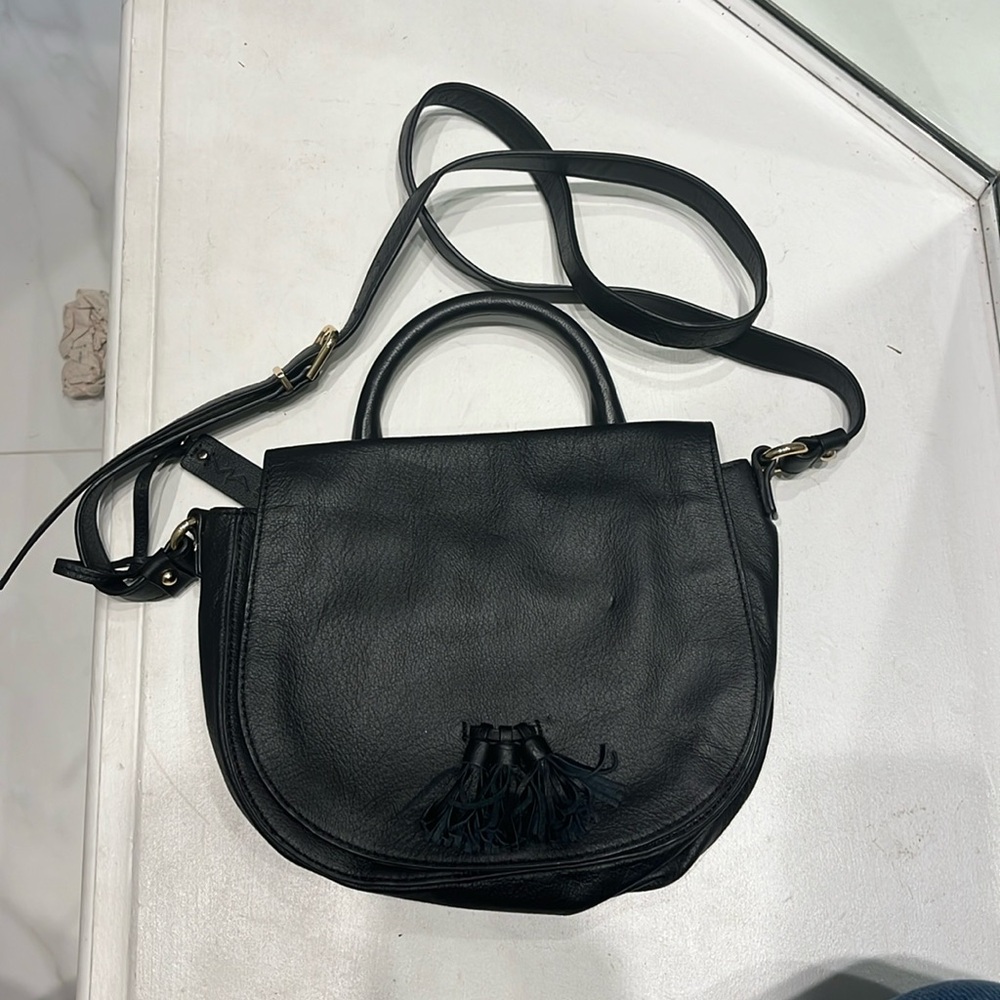 NWOT Via Spiga black Genuine Leather with Tassels bag